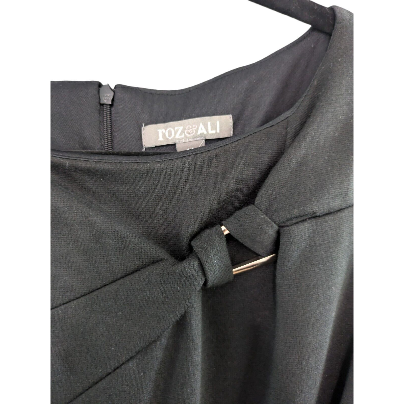 Roz & Ali Black Sleeveless Sheath Dress Knee Length Women's Size 14 — image 4 of 4